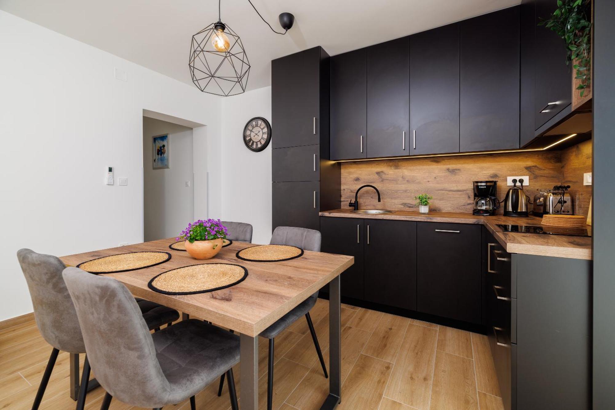Apartmani Viktorija ยาดราโนโว ภายนอก รูปภาพ