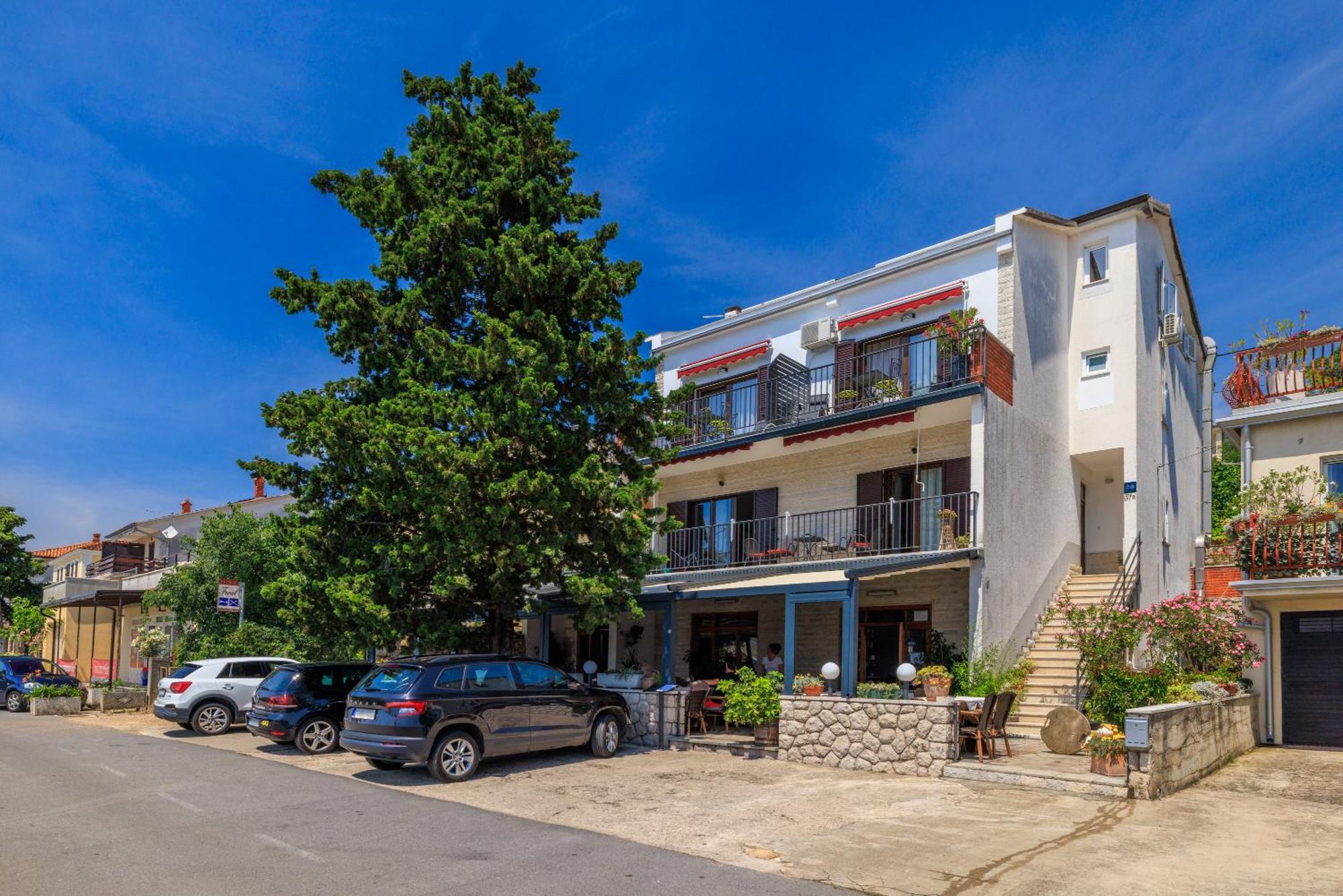 Apartmani Viktorija ยาดราโนโว ภายนอก รูปภาพ