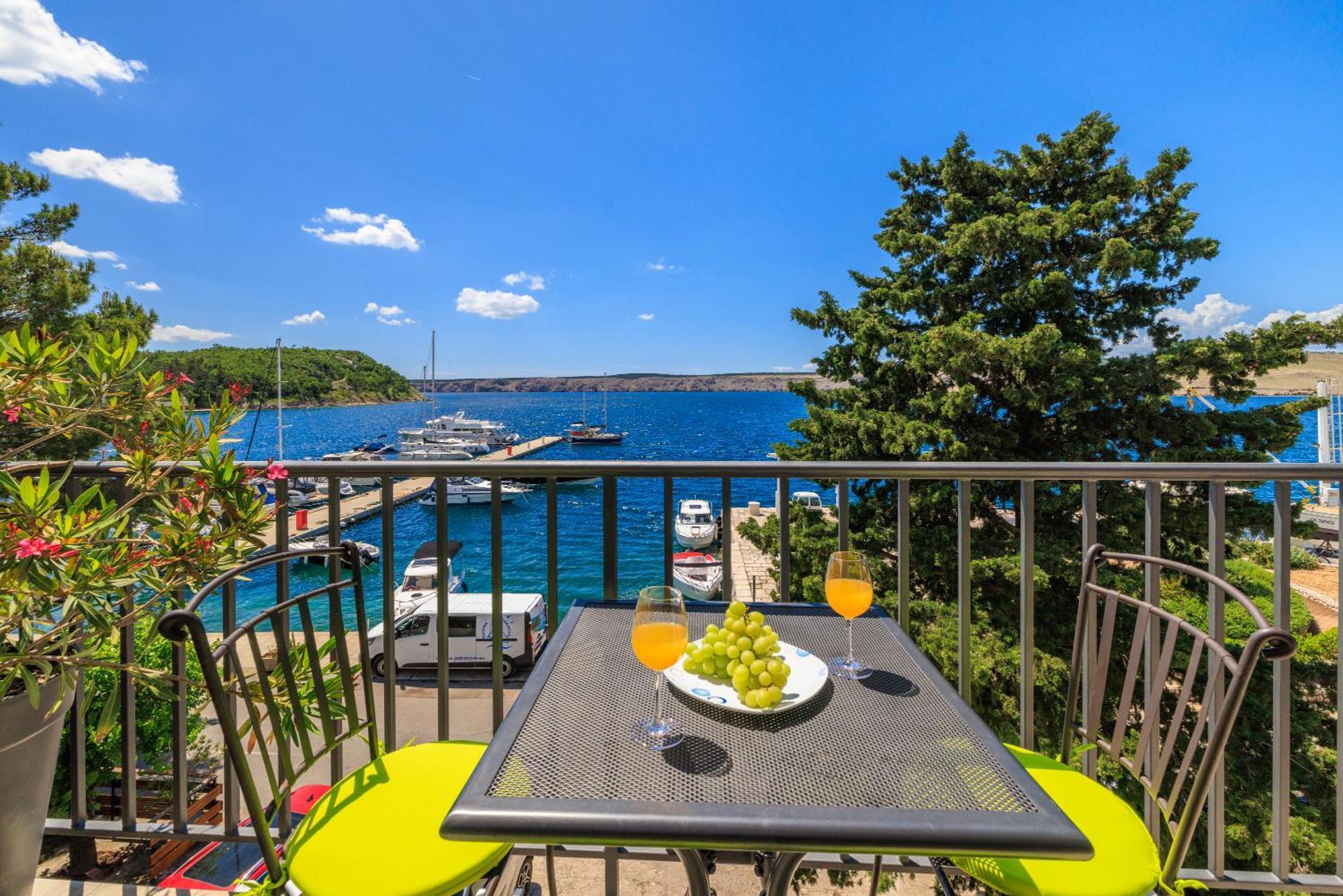 Apartmani Viktorija ยาดราโนโว ภายนอก รูปภาพ